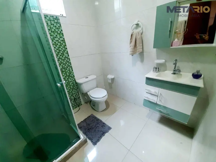 Casa de Condomínio com 4 quartos à venda, 200m2 em Marechal Hermes, Rio De Janeiro - RJ - imagem 5 Foto 5 de Casa de Condomínio com 4 quartos à venda, 200m2 em Marechal Hermes, Rio De Janeiro - RJ