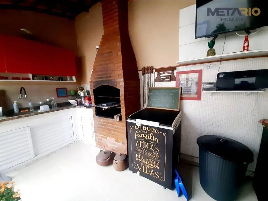 Casa de Condomínio com 4 quartos à venda, 500m2 em Vila Valqueire, Rio De Janeiro - RJ - imagem 6 Foto 6 de Casa de Condomínio com 4 quartos à venda, 500m2 em Vila Valqueire, Rio De Janeiro - RJ