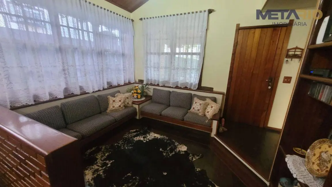 Casa de Condomínio com 4 quartos à venda, 400m2 em Bento Ribeiro, Rio De Janeiro - RJ - imagem 8 Foto 8 de Casa de Condomínio com 4 quartos à venda, 400m2 em Bento Ribeiro, Rio De Janeiro - RJ