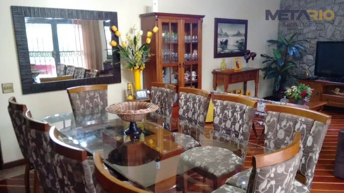 Casa de Condomínio com 4 quartos à venda, 250m2 em Vila Valqueire, Rio De Janeiro - RJ - imagem 7 Foto 7 de Casa de Condomínio com 4 quartos à venda, 250m2 em Vila Valqueire, Rio De Janeiro - RJ