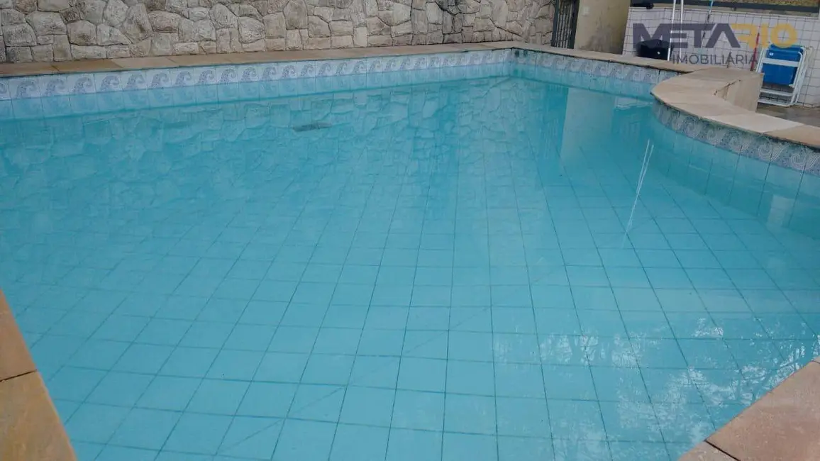 Casa de Condomínio com 4 quartos à venda, 250m2 em Vila Valqueire, Rio De Janeiro - RJ - imagem 3 Foto 3 de Casa de Condomínio com 4 quartos à venda, 250m2 em Vila Valqueire, Rio De Janeiro - RJ