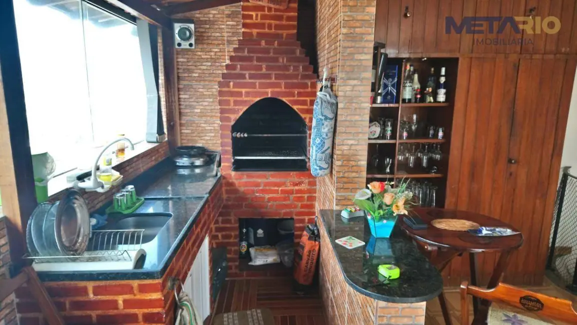 Cobertura com 2 quartos à venda, 140m2 em Praça Seca, Rio De Janeiro - RJ - imagem 2 Foto 2 de Cobertura com 2 quartos à venda, 140m2 em Praça Seca, Rio De Janeiro - RJ