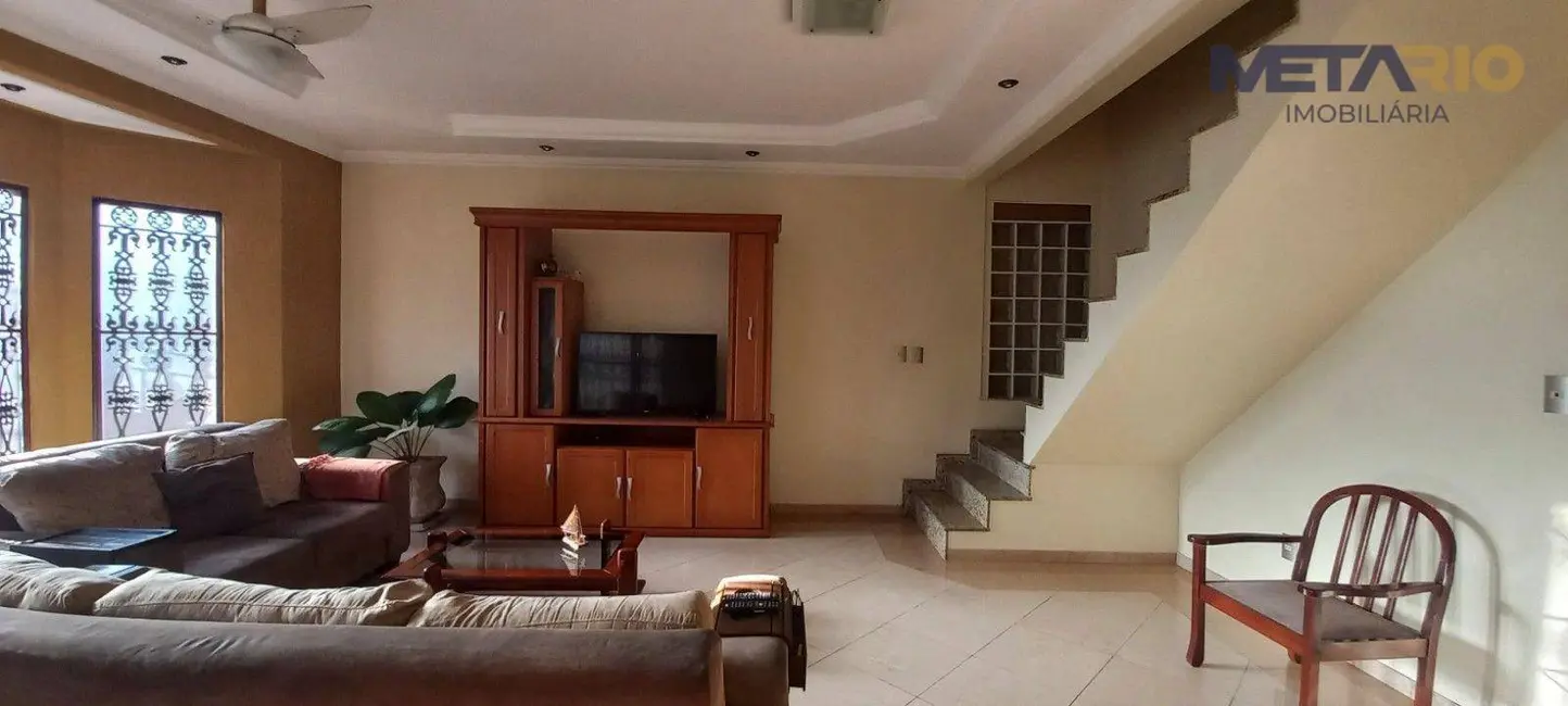 Casa de Condomínio com 4 quartos à venda, 501m2 em Jardim Sulacap, Rio De Janeiro - RJ - imagem 8 Foto 8 de Casa de Condomínio com 4 quartos à venda, 501m2 em Jardim Sulacap, Rio De Janeiro - RJ