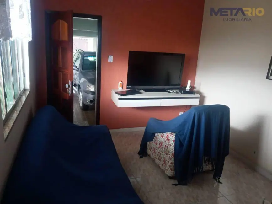 Casa com 3 quartos à venda, 450m2 em Vila Valqueire, Rio De Janeiro - RJ - imagem 9 Foto 9 de Casa com 3 quartos à venda, 450m2 em Vila Valqueire, Rio De Janeiro - RJ