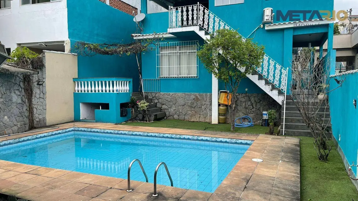 Foto 1 de Casa de Condomínio com 3 quartos à venda, 384m2 em Bento Ribeiro, Rio De Janeiro - RJ
