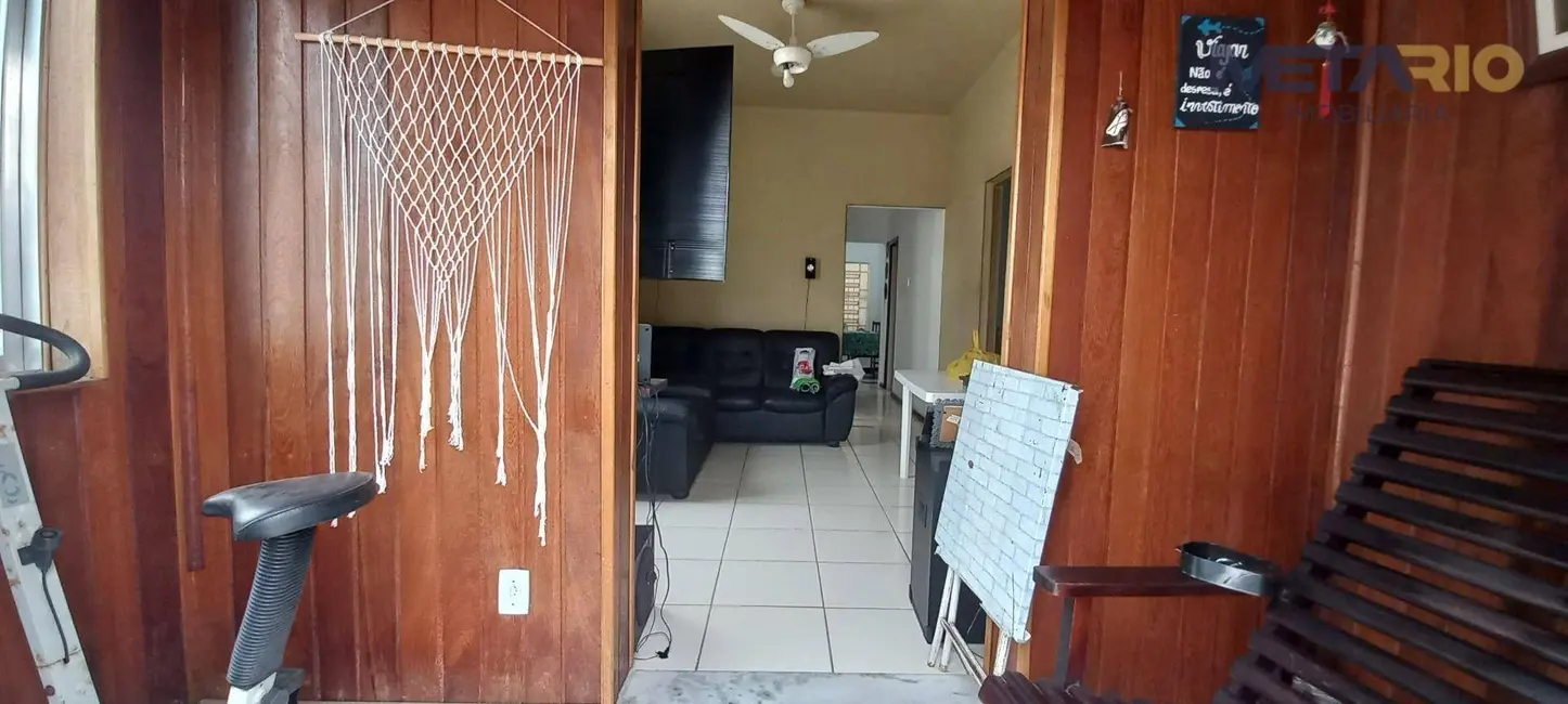 Casa com 4 quartos à venda, 600m2 em Bento Ribeiro, Rio De Janeiro - RJ - imagem 5 Foto 5 de Casa com 4 quartos à venda, 600m2 em Bento Ribeiro, Rio De Janeiro - RJ