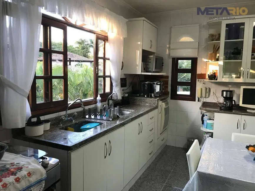 Casa com 6 quartos à venda, 344m2 em Anil, Rio De Janeiro - RJ - imagem 9 Foto 9 de Casa com 6 quartos à venda, 344m2 em Anil, Rio De Janeiro - RJ