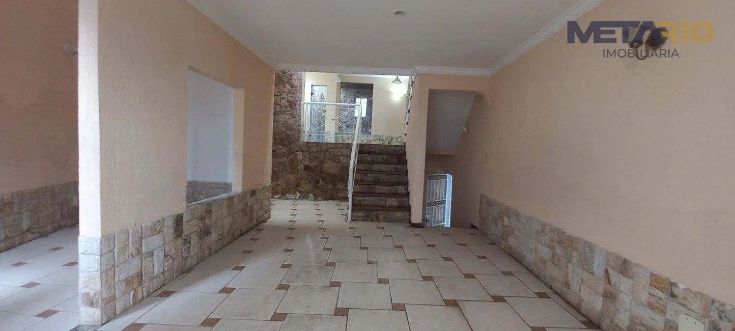 Casa de Condomínio com 4 quartos à venda, 300m2 em Vila Valqueire, Rio De Janeiro - RJ - imagem 5 Foto 5 de Casa de Condomínio com 4 quartos à venda, 300m2 em Vila Valqueire, Rio De Janeiro - RJ