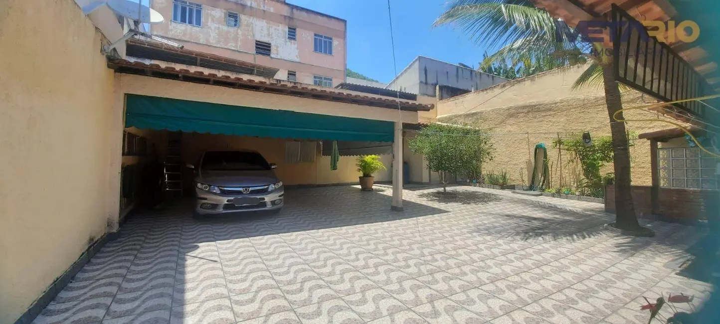 Foto 3 de Casa com 3 quartos à venda, 360m2 em Jardim Sulacap, Rio De Janeiro - RJ