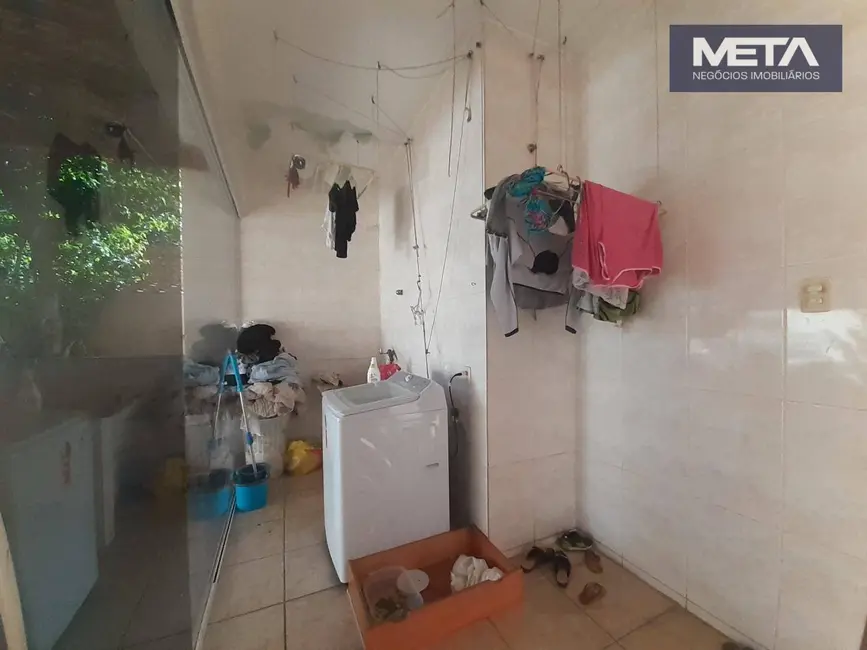 Casa com 3 quartos à venda, 265m2 em Vila Valqueire, Rio De Janeiro - RJ - imagem 6 Foto 6 de Casa com 3 quartos à venda, 265m2 em Vila Valqueire, Rio De Janeiro - RJ