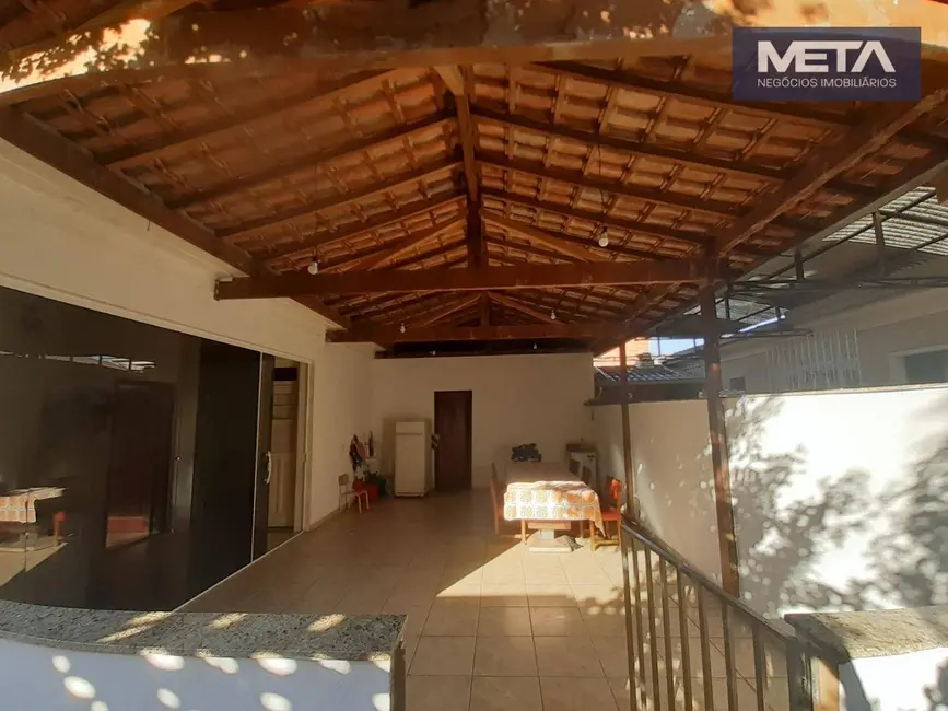 Foto 1 de Casa com 3 quartos à venda, 265m2 em Vila Valqueire, Rio De Janeiro - RJ