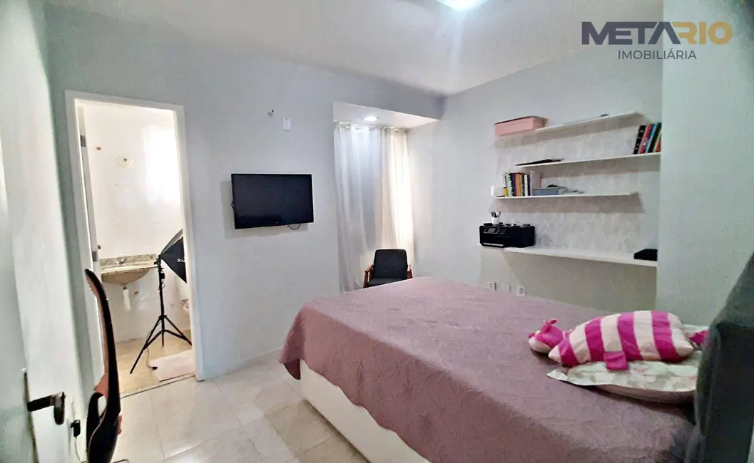 Foto 5 de Casa com 2 quartos à venda, 90m2 em Jardim Sulacap, Rio De Janeiro - RJ