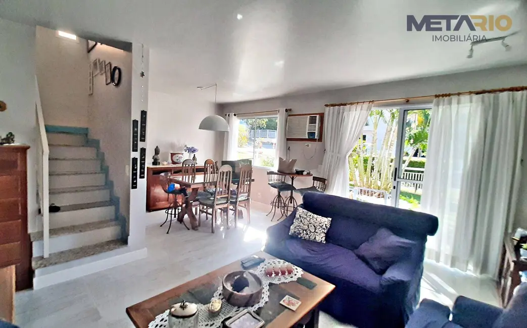 Casa de Condomínio com 4 quartos à venda, 222m2 em Rio De Janeiro - RJ - imagem 3 Foto 3 de Casa de Condomínio com 4 quartos à venda, 222m2 em Rio De Janeiro - RJ