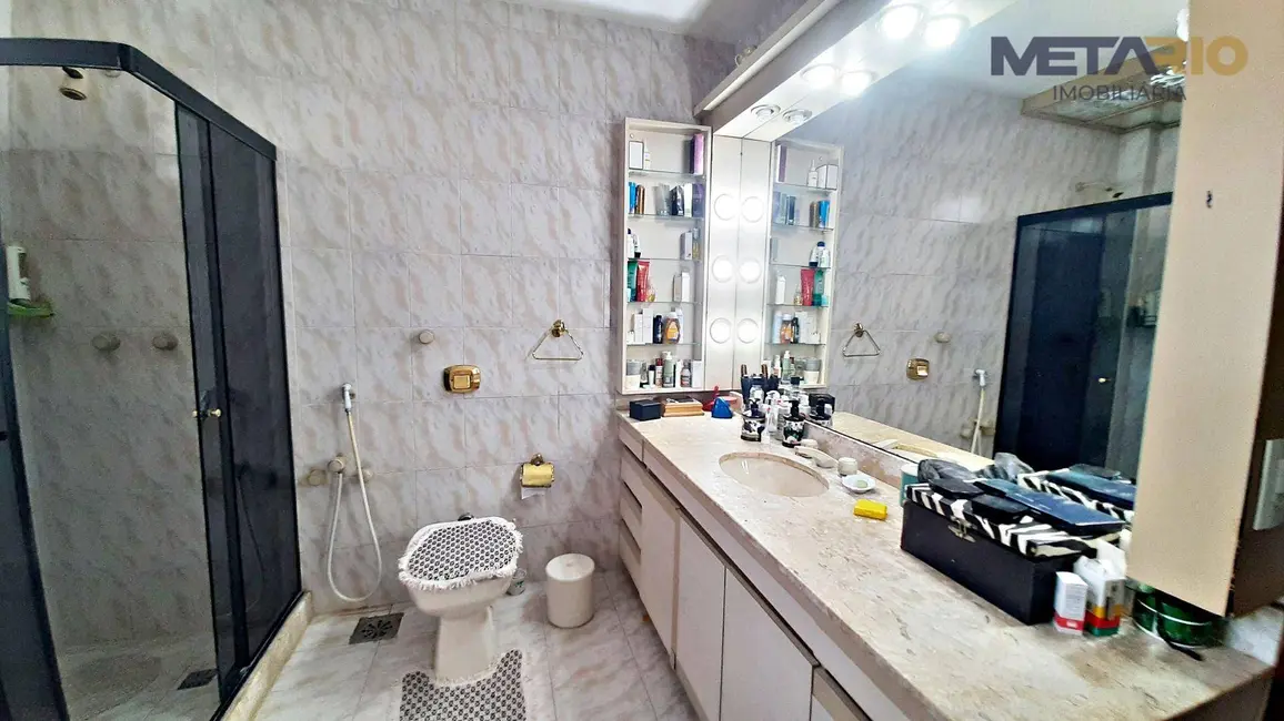 Casa de Condomínio com 4 quartos à venda, 250m2 em Vila Valqueire, Rio De Janeiro - RJ - imagem 8 Foto 8 de Casa de Condomínio com 4 quartos à venda, 250m2 em Vila Valqueire, Rio De Janeiro - RJ