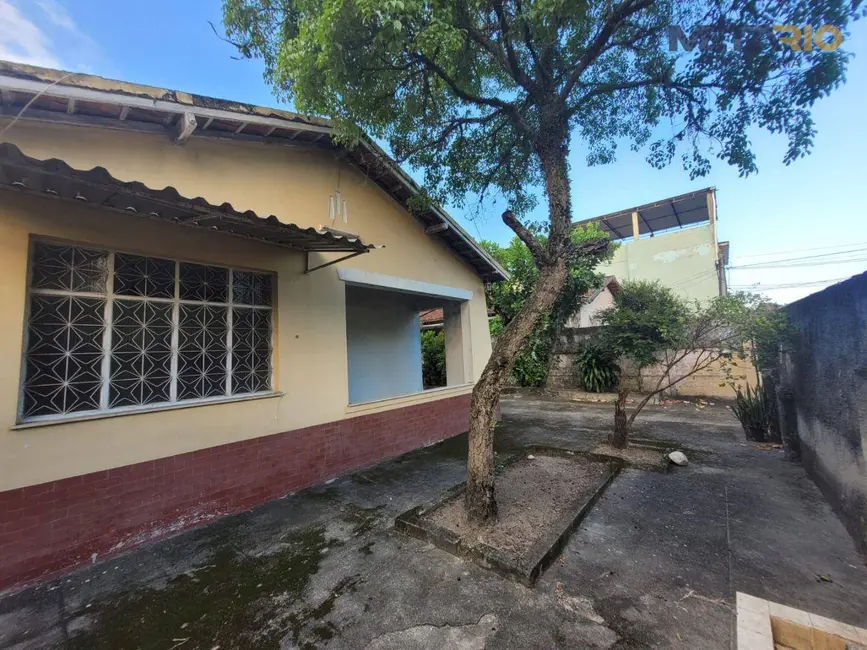 Foto 1 de Casa com 3 quartos à venda, 315m2 em Marechal Hermes, Rio De Janeiro - RJ