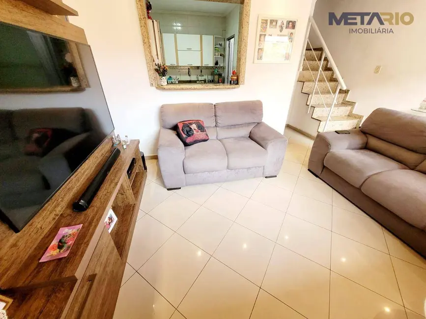 Casa com 2 quartos à venda, 100m2 em Vila Valqueire, Rio De Janeiro - RJ - imagem 6 Foto 6 de Casa com 2 quartos à venda, 100m2 em Vila Valqueire, Rio De Janeiro - RJ