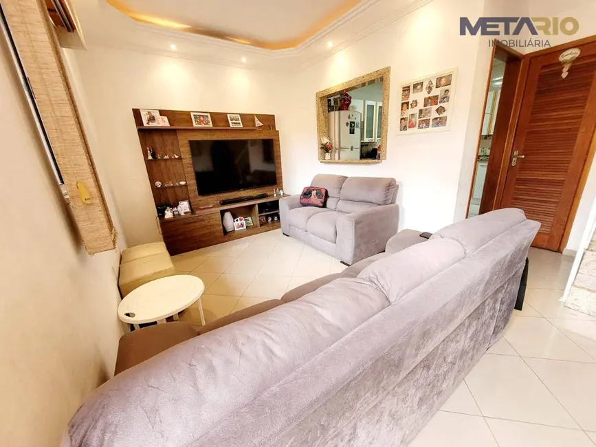 Casa com 2 quartos à venda, 100m2 em Vila Valqueire, Rio De Janeiro - RJ - imagem 7 Foto 7 de Casa com 2 quartos à venda, 100m2 em Vila Valqueire, Rio De Janeiro - RJ