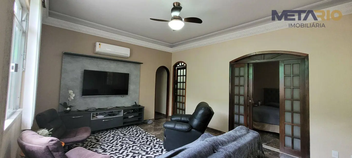 Foto 3 de Casa de Condomínio com 4 quartos à venda, 500m2 em Vila Valqueire, Rio De Janeiro - RJ