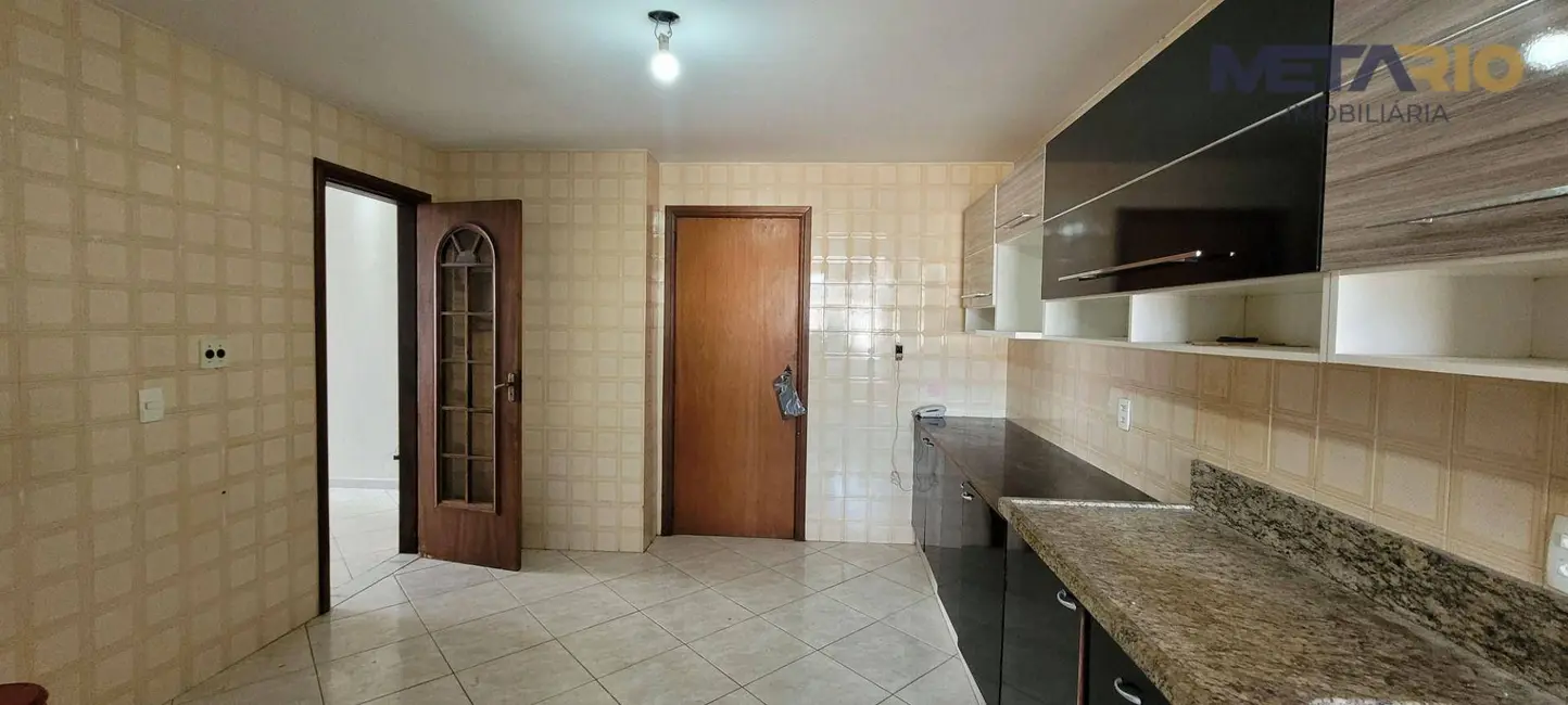 Apartamento com 2 quartos para alugar, 90m2 em Vila Valqueire, Rio De Janeiro - RJ - imagem 4 Foto 4 de Apartamento com 2 quartos para alugar, 90m2 em Vila Valqueire, Rio De Janeiro - RJ