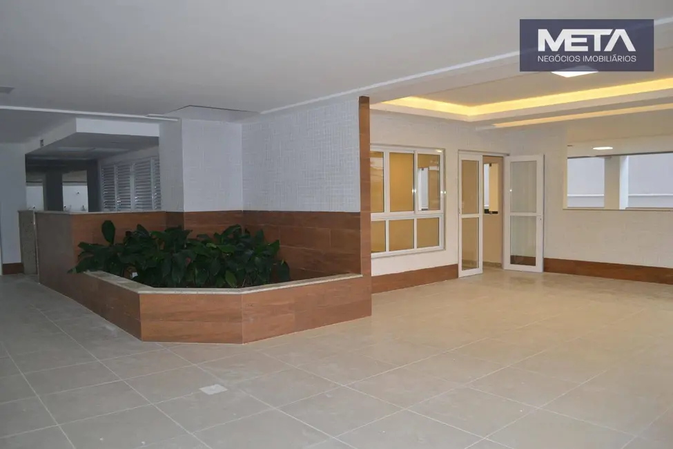 Apartamento com 3 quartos para alugar, 130m2 em Vila Valqueire, Rio De Janeiro - RJ - imagem 3 Foto 3 de Apartamento com 3 quartos para alugar, 130m2 em Vila Valqueire, Rio De Janeiro - RJ