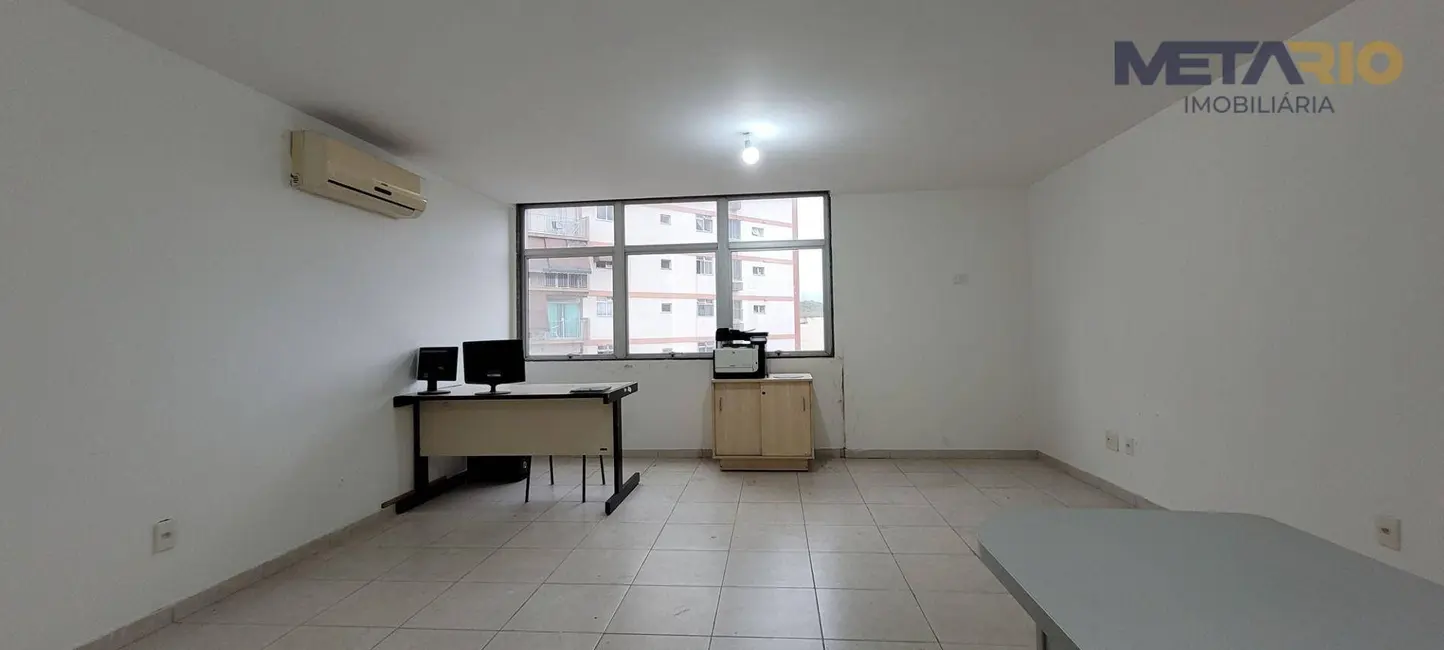Foto 1 de Sala Comercial para alugar, 32m2 em Vila Valqueire, Rio De Janeiro - RJ