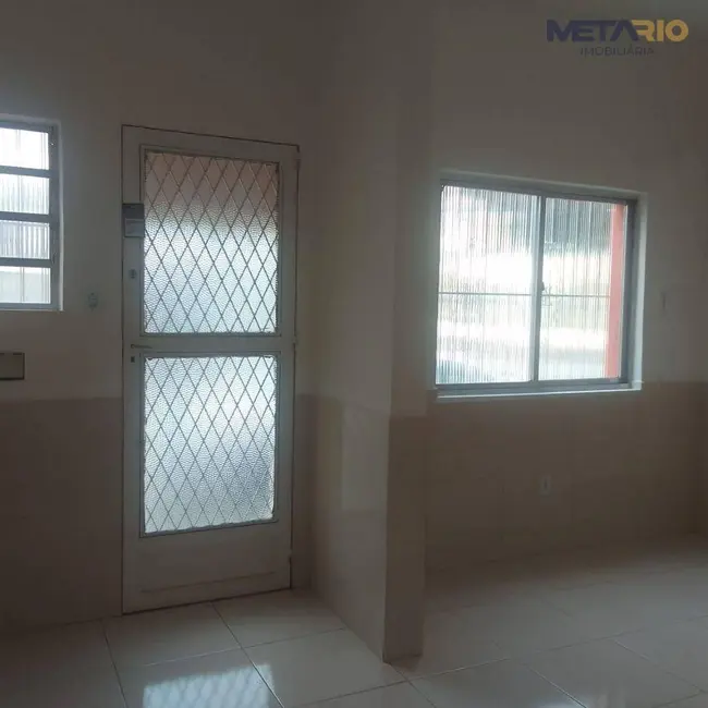 Foto 2 de Casa com 1 quarto para alugar, 70m2 em Marechal Hermes, Rio De Janeiro - RJ