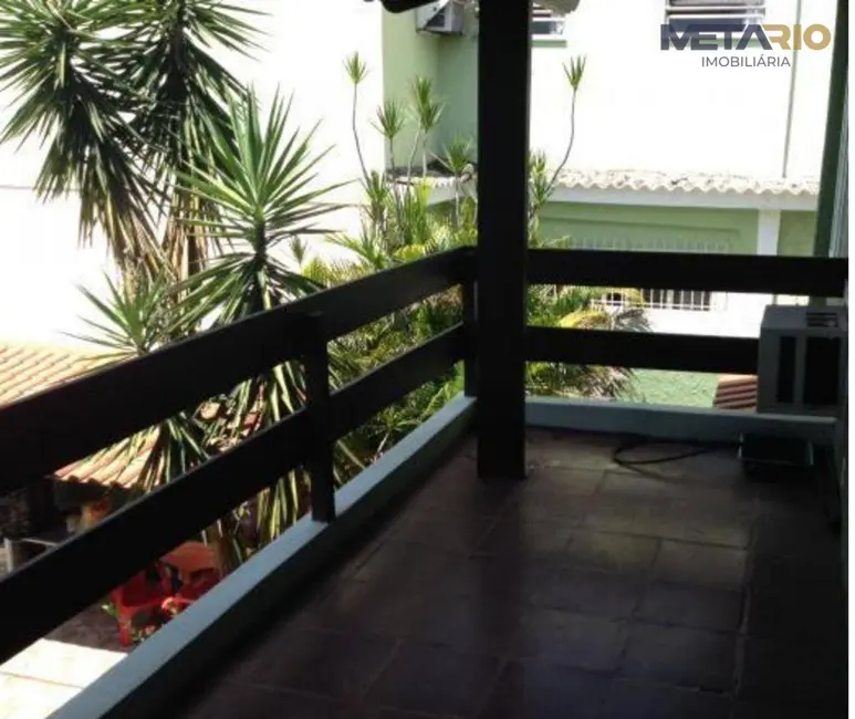 Casa com 3 quartos à venda, 150m2 em Vila Valqueire, Rio De Janeiro - RJ - imagem 5 Foto 5 de Casa com 3 quartos à venda, 150m2 em Vila Valqueire, Rio De Janeiro - RJ