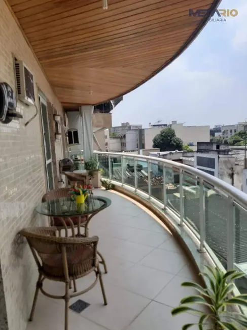 Apartamento com 3 quartos à venda, 110m2 em Vila Valqueire, Rio De Janeiro - RJ - imagem 4 Foto 4 de Apartamento com 3 quartos à venda, 110m2 em Vila Valqueire, Rio De Janeiro - RJ