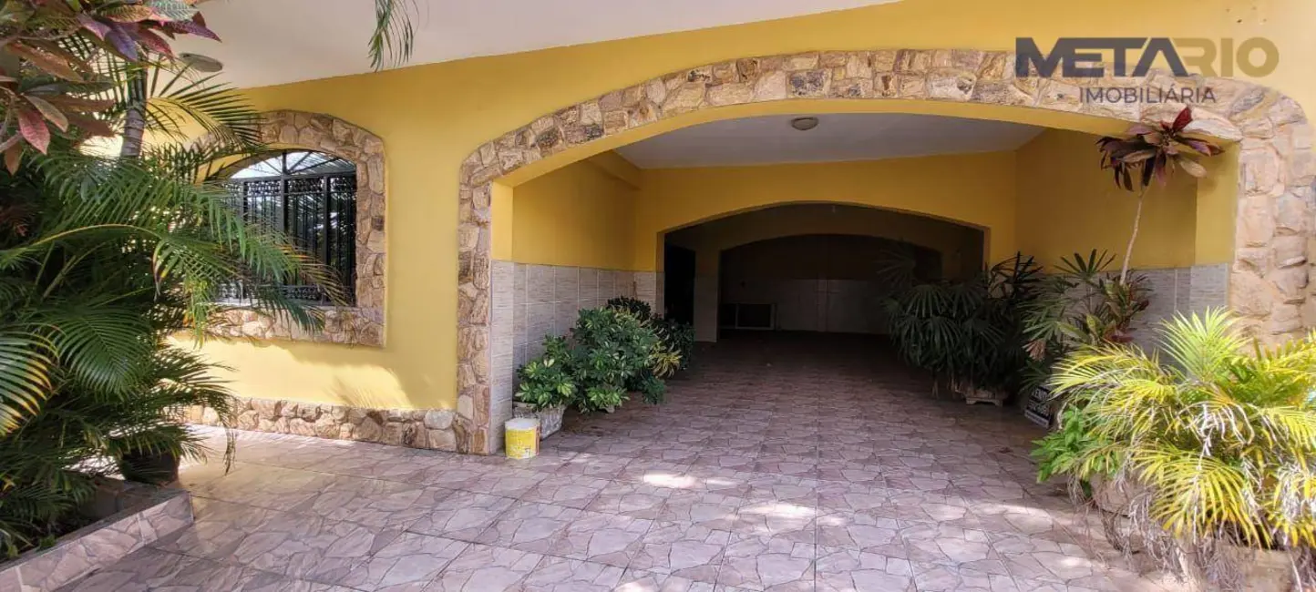 Casa de Condomínio com 4 quartos à venda, 520m2 em Vila Valqueire, Rio De Janeiro - RJ - imagem 2 Foto 2 de Casa de Condomínio com 4 quartos à venda, 520m2 em Vila Valqueire, Rio De Janeiro - RJ
