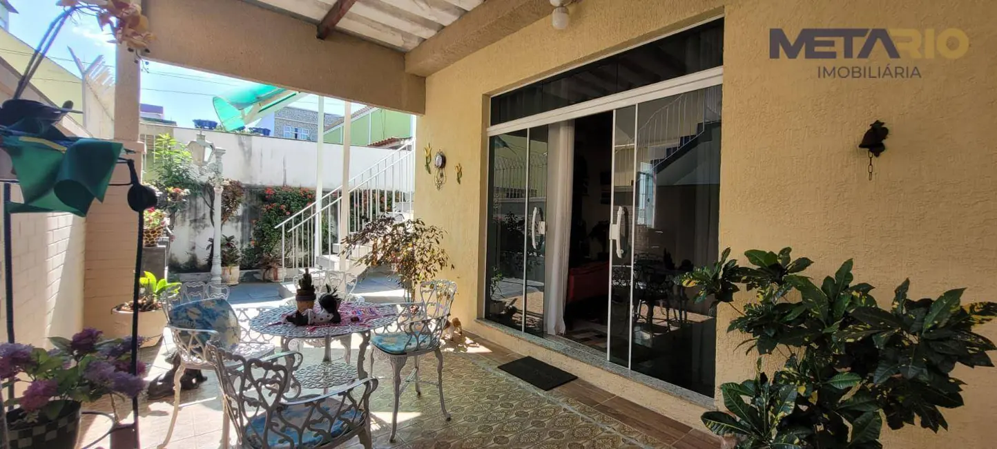 Casa com 3 quartos à venda, 531m2 em Vila Valqueire, Rio De Janeiro - RJ - imagem 6 Foto 6 de Casa com 3 quartos à venda, 531m2 em Vila Valqueire, Rio De Janeiro - RJ