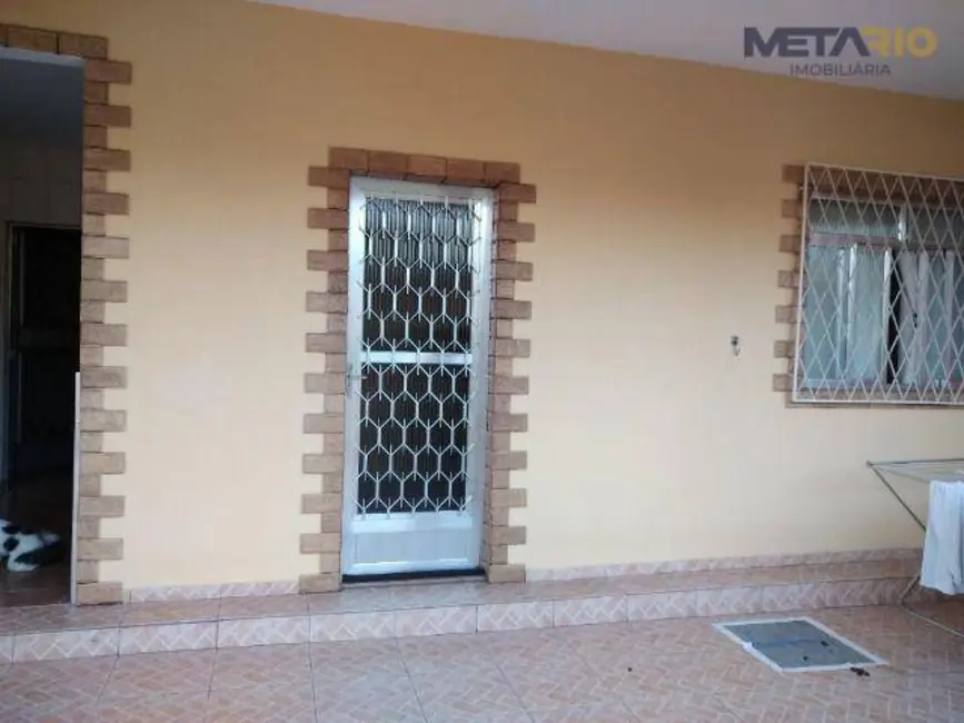 Casa com 5 quartos à venda, 220m2 em Rocha Miranda, Rio De Janeiro - RJ - imagem 3 Foto 3 de Casa com 5 quartos à venda, 220m2 em Rocha Miranda, Rio De Janeiro - RJ