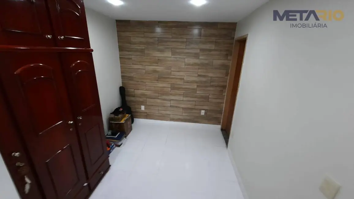 Casa com 4 quartos à venda, 1170m2 em Vila Valqueire, Rio De Janeiro - RJ - imagem 9 Foto 9 de Casa com 4 quartos à venda, 1170m2 em Vila Valqueire, Rio De Janeiro - RJ