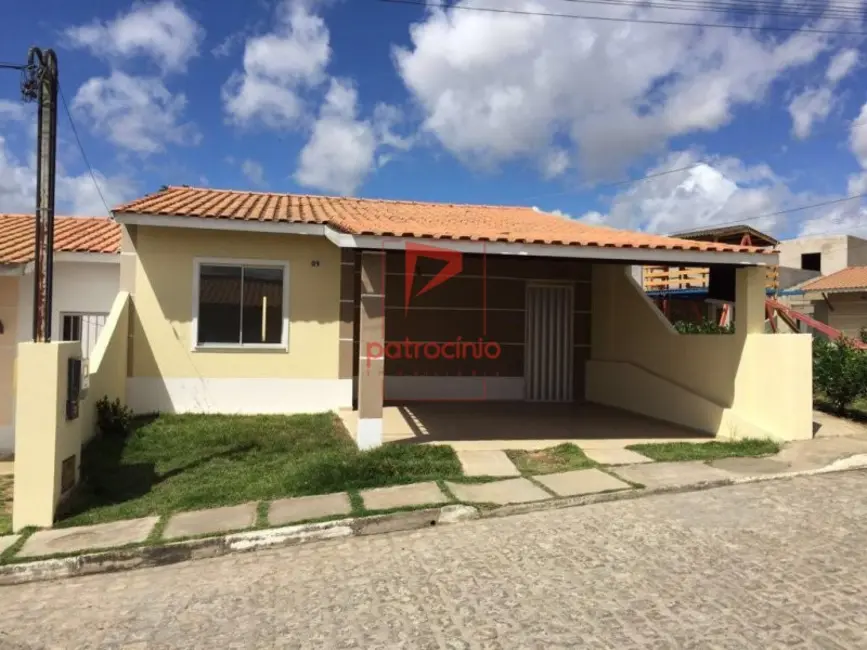 Foto 1 de Casa de Condomínio com 2 quartos à venda, 78m2 em Papagaio, Feira De Santana - BA