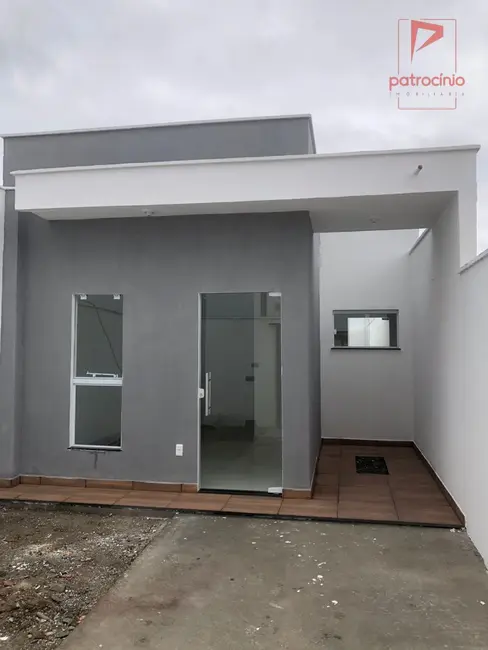 Foto 5 de Casa com 2 quartos à venda, 62m2 em Conceição, Feira De Santana - BA
