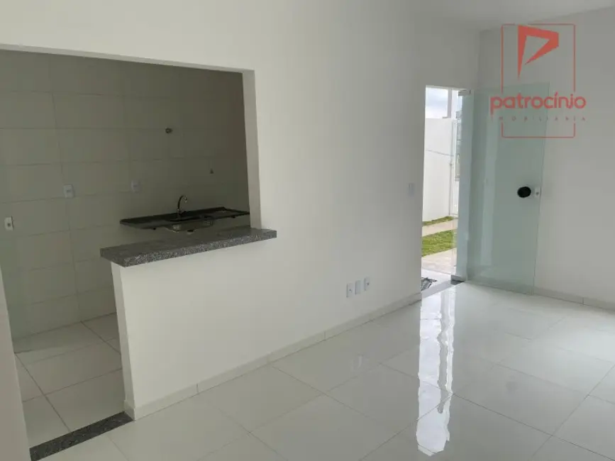 Foto 6 de Casa com 2 quartos à venda, 61m2 em Conceição, Feira De Santana - BA