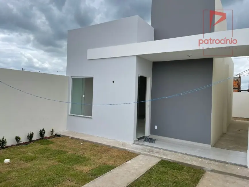 Foto 1 de Casa com 2 quartos à venda, 61m2 em Conceição, Feira De Santana - BA