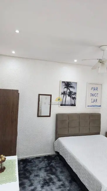 Foto 2 de Kitnet com 1 quarto à venda, 24m2 em Ocian, Praia Grande - SP