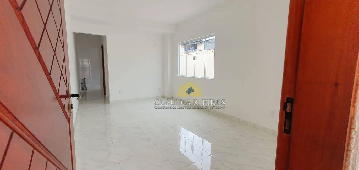 Sobrado com 2 quartos à venda, 86m2 em Praia Grande - SP - imagem 3 Foto 3 de Sobrado com 2 quartos à venda, 86m2 em Praia Grande - SP