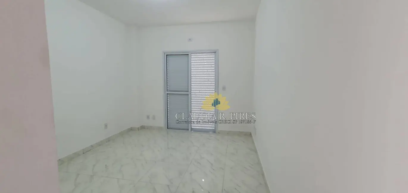Sobrado com 2 quartos à venda, 86m2 em Praia Grande - SP - imagem 8 Foto 8 de Sobrado com 2 quartos à venda, 86m2 em Praia Grande - SP