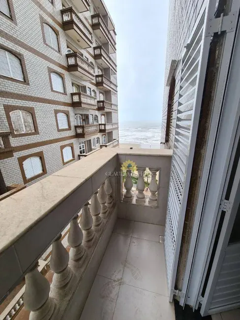 Apartamento com 3 quartos à venda, 141m2 em Ocian, Praia Grande - SP - imagem 4 Foto 4 de Apartamento com 3 quartos à venda, 141m2 em Ocian, Praia Grande - SP