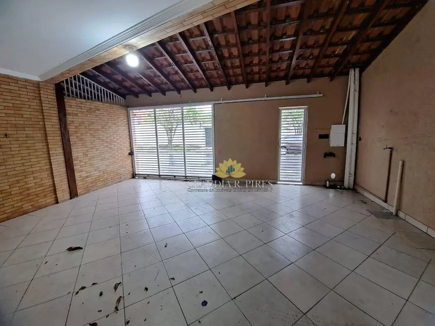 Foto 2 de Sobrado com 3 quartos à venda, 125m2 em Boqueirão, Praia Grande - SP