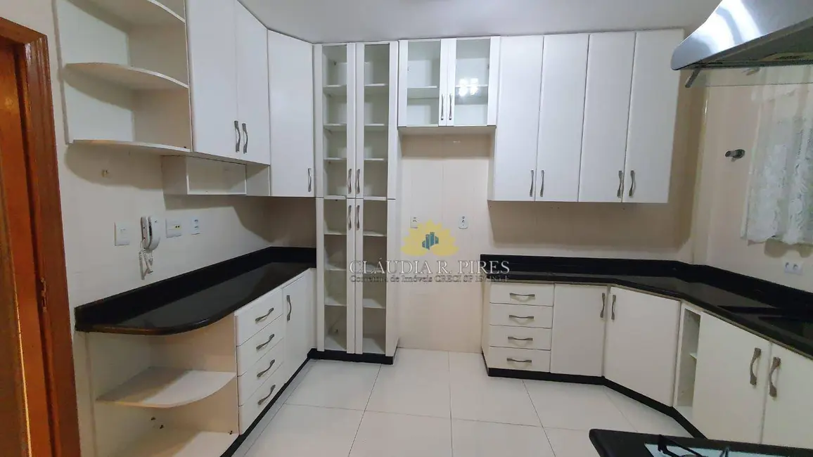Apartamento com 3 quartos à venda, 170m2 em Canto do Forte, Praia Grande - SP - imagem 4 Foto 4 de Apartamento com 3 quartos à venda, 170m2 em Canto do Forte, Praia Grande - SP