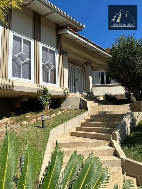 Foto 1 de Casa com 3 quartos à venda, 1700m2 em Centenário, Sao Bento Do Sul - SC