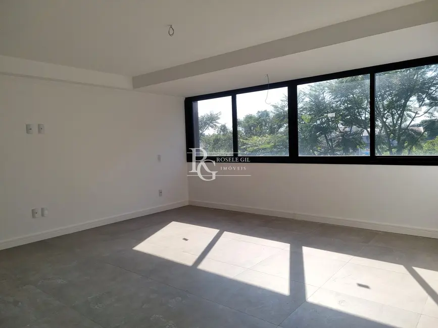 Foto 2 de Apartamento com 2 quartos à venda, 78m2 em Nonoai, Porto Alegre - RS