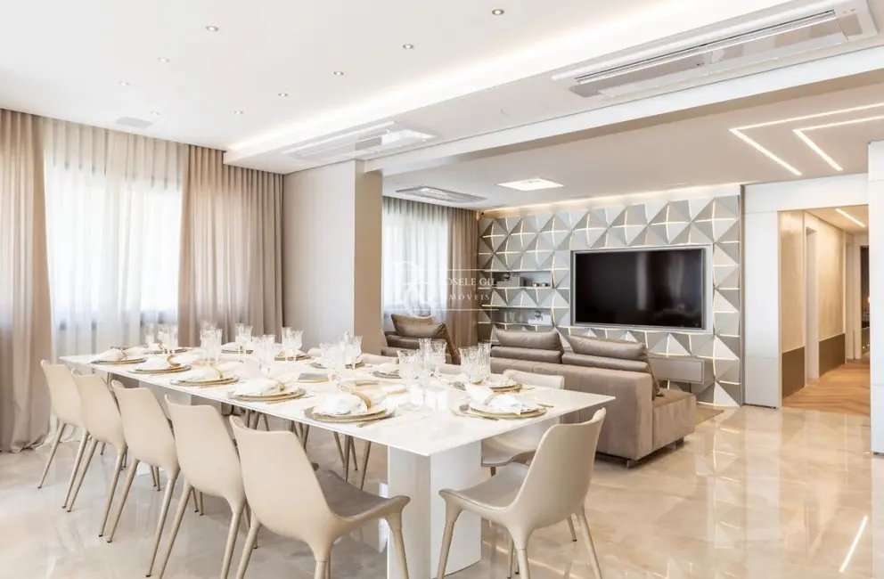 Apartamento com 4 quartos à venda, 291m2 em Moinhos de Vento, Porto Alegre - RS - imagem 4 Foto 4 de Apartamento com 4 quartos à venda, 291m2 em Moinhos de Vento, Porto Alegre - RS