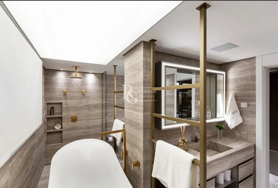 Apartamento com 4 quartos à venda, 291m2 em Moinhos de Vento, Porto Alegre - RS - imagem 7 Foto 7 de Apartamento com 4 quartos à venda, 291m2 em Moinhos de Vento, Porto Alegre - RS