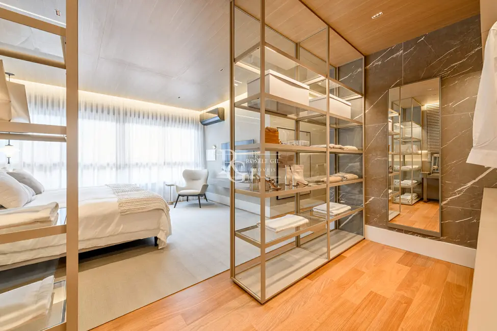 Cobertura com 3 quartos à venda, 394m2 em Petrópolis, Porto Alegre - RS - imagem 8 Foto 8 de Cobertura com 3 quartos à venda, 394m2 em Petrópolis, Porto Alegre - RS
