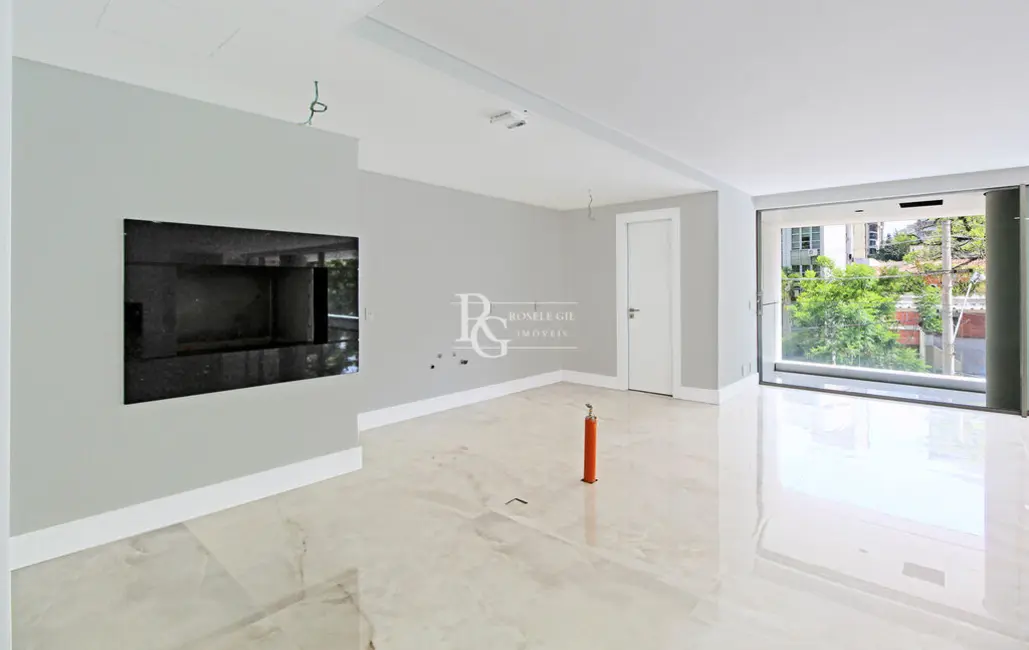 Apartamento com 3 quartos à venda, 388m2 em Moinhos de Vento, Porto Alegre - RS - imagem 3 Foto 3 de Apartamento com 3 quartos à venda, 388m2 em Moinhos de Vento, Porto Alegre - RS