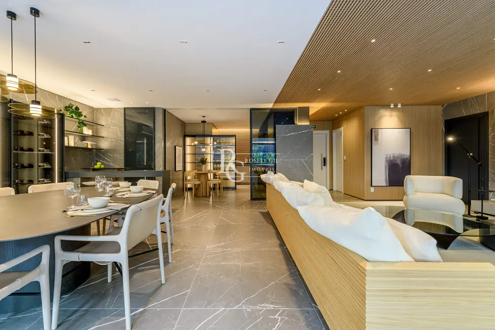 Foto 2 de Apartamento com 3 quartos à venda, 230m2 em Petrópolis, Porto Alegre - RS