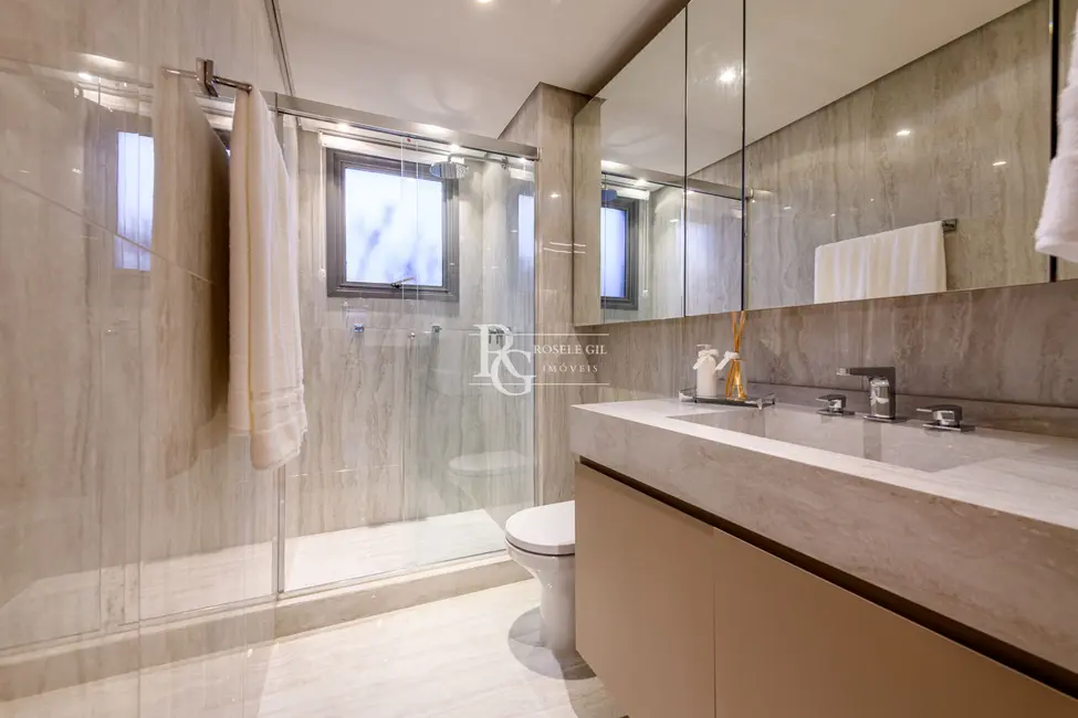 Apartamento com 3 quartos à venda, 93m2 em Boa Vista, Porto Alegre - RS - imagem 7 Foto 7 de Apartamento com 3 quartos à venda, 93m2 em Boa Vista, Porto Alegre - RS